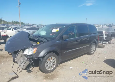2015 Chrysler Town & Country Touring from USA, damaged, VIN 2C4RC1BG2FR756135